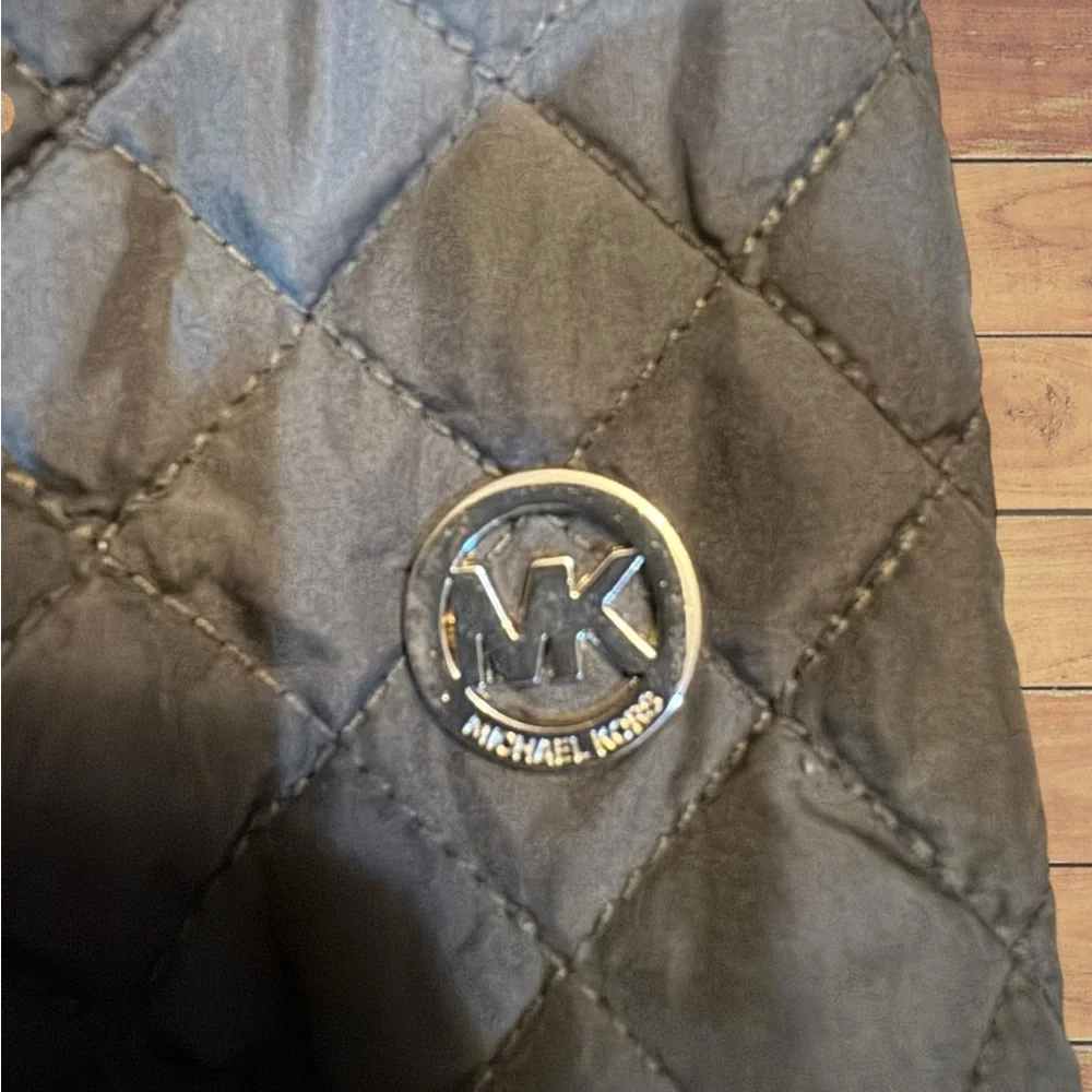 Michael Kors Women's Thin Diamond Quilted Spring Jacket With Gold Accents SizeXS - Picture 9 of 14